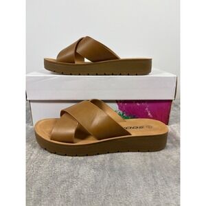 Soda Womens Tan Brown Criss Cross Platform Slide Sandals Size 6.5